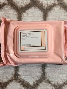 BeautyBio Exfoliating Peptide-Infused Body Wipes 30 count in pack